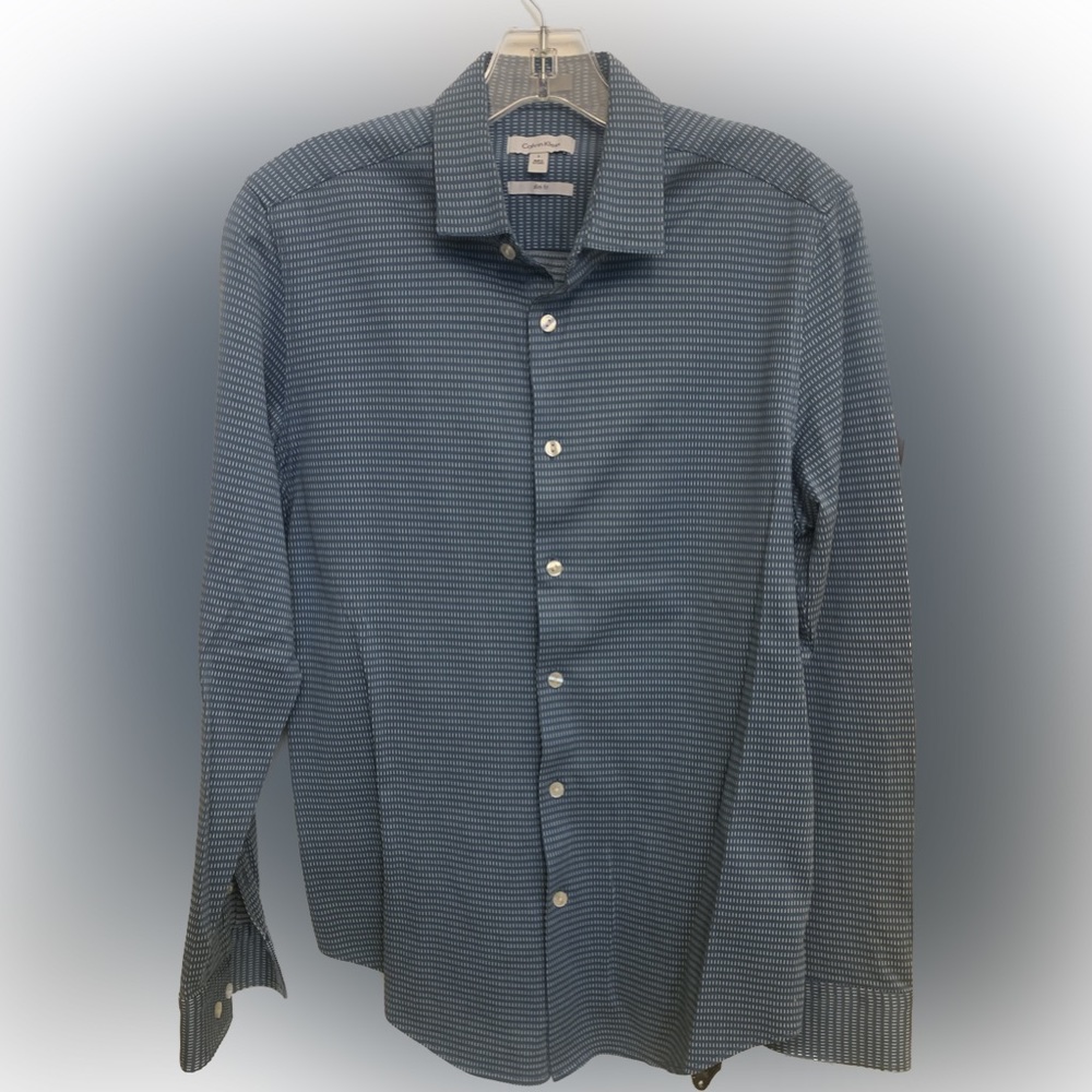 Calvin Klein slim fit men’s button down - size S